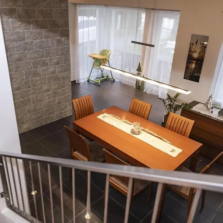 Gartentraum 2 إتيير